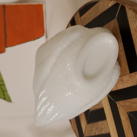 3/$25🌟 Imperial White Milk Glass Swan Trinket Dish 🦢 - Picture 6 of 7